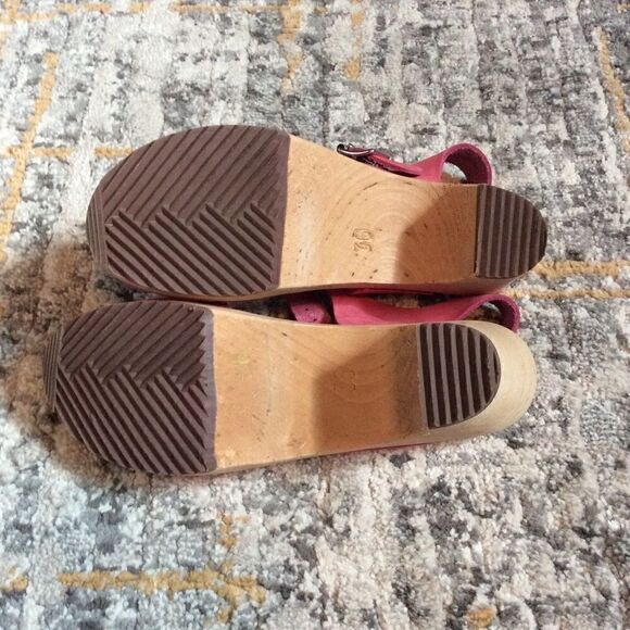 CAPE CLOGS MADE IN SWEDEN! EUC! SIZE 36/5.5 - Picture 7 of 8